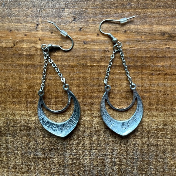 Dangle earrings - Picture 6 of 7
